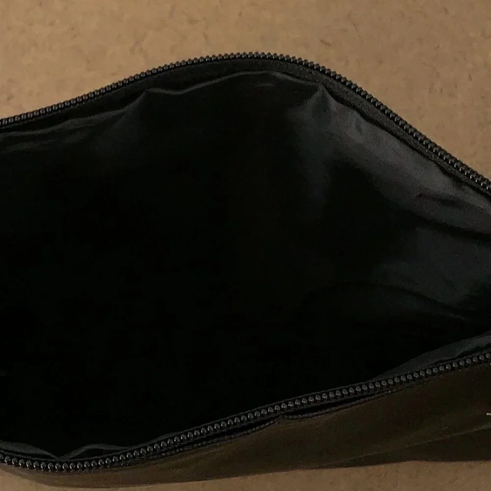 Macy's Beauty Is In The Bag Pull Zipper Cosmetic Makeup Bag